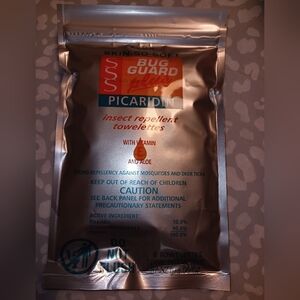 Avon Skin-So-Soft Bug Guard Towelettes - Silver and Orange